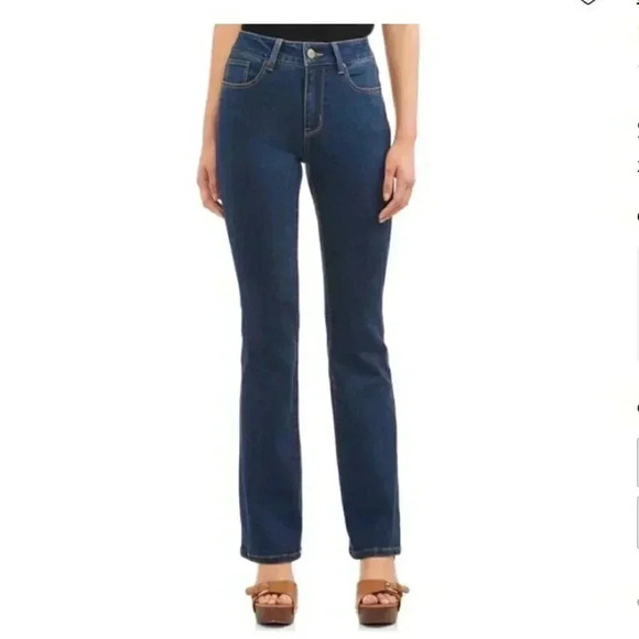 No Boundaries Boot Cut Jeans​​ - Picture 1 of 13